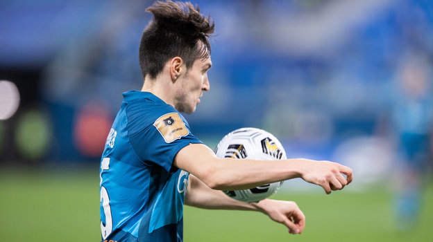 Вячеслав Караваев. Футболист Вячеслав Караваев