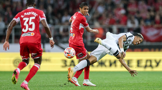 Алексис Дуарте и Матеус Салданья