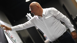 Черчесова уволили из «Ференцвароша» после двух чемпионств подряд. Тренеру не простили поражение от команды с Фарерских островов