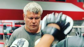 Тактаров вернется в бои спустя 15 лет. Экс-чемпион UFC подерется с Монсоном
