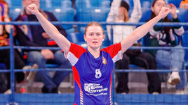 Гандболистка ЦСКА Елена Михайличенко.