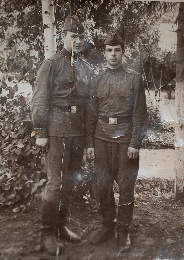 Александр Смолин и Валерий Харламов (справа).