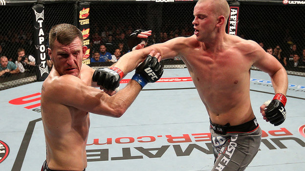 Штруве нокаутирует Миочича.