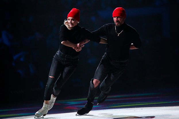 Оксана Домнина и Роман Костомаров. Фигуристы Оксана Домнина и Роман Костомаров.