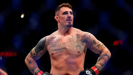 Боец Том Аспинэлл.