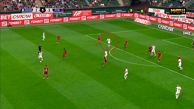 Финальные 20 минут матча с «Рубином» защитник «Локомотива» Наир Тикнизян провел на позиции левого вингера.