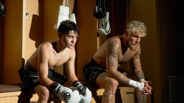 Джавон Уолтон и Джейк Пол.