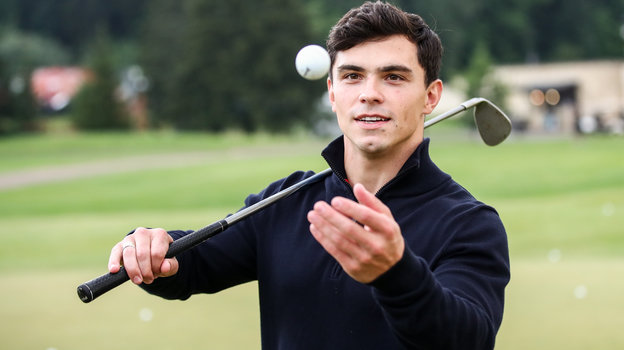 Гимнаст Артур Далалоян