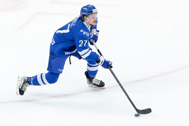 Бреннан Менелл. Хоккеист Бреннан Менелл