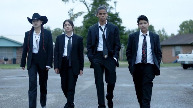 Кадр из сериала «Псы резервации»