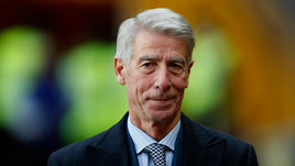 Тренер Валерий Непомнящий.