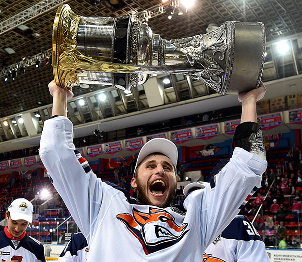 Ярослав Косов с Кубком Гагарина.