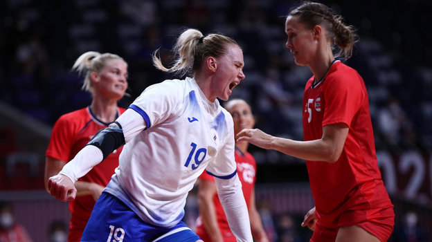 Ксения Макеева после победы над сборной Норвегии. Гандболистка Ксения Макеева после победы над сборной Норвегии