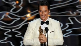 Актер Мэттью Макконахи с премией «Оскар»
