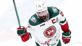 Хоккеист Данис Зарипов