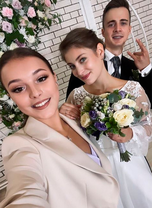 Анна Щербакова, Алена Косторная и Георгий Куница.