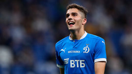 Футболист «Динамо» Арсен Захарян.