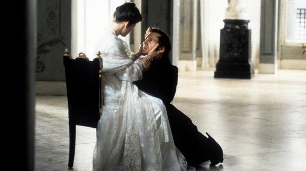 Кадр из фильма «Онегин»