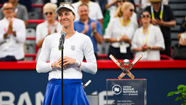 Самсонова стала первой ракеткой России. В юности она выступала за Италию