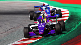 Болид Ирины Сидорковой на автотрассе