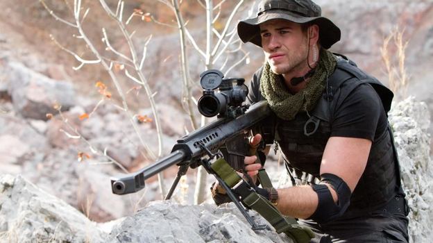 Кадр из фильма «Неудержимые 2»