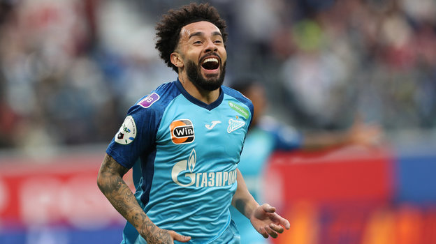 Клаудиньо. Футболист Клаудиньо