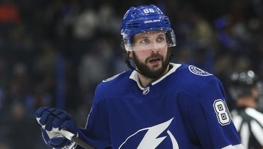 Нападающий «Тампа-Бэй» Никита Кучеров.