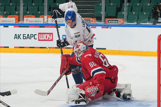 Джозеф Лабейт и Иван Бочаров. Хоккеисты Джозеф Лабейт и Иван Бочаров
