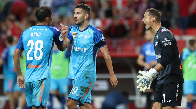 Нуралы Алип, Алексей Сутормин и Михаил Кержаков. Нуралы Алип, Алексей Сутормин и Михаил Кержаков