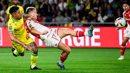 «Головина уложили приемом из дзюдо, и это не пенальти?» Что пишут во Франции про российского полузащитника