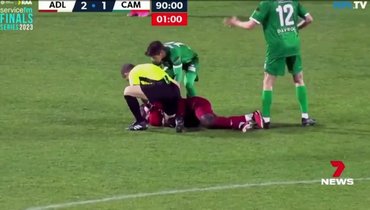 Арбитр Кристиан Вердиккьо спас жизнь футболисту.