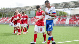 Футболисты юношеской сборной России и «Спартака».