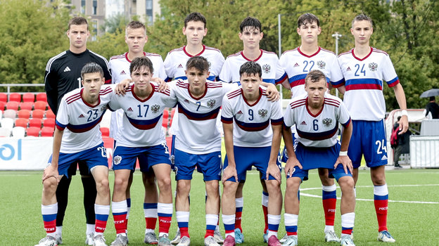 Футболисты юношеской сборной России. Футболисты юношеской сборной России.