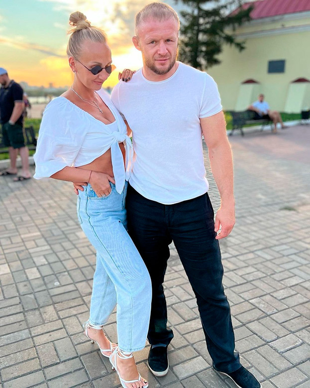 Александр Шлеменко с женой Аленой.