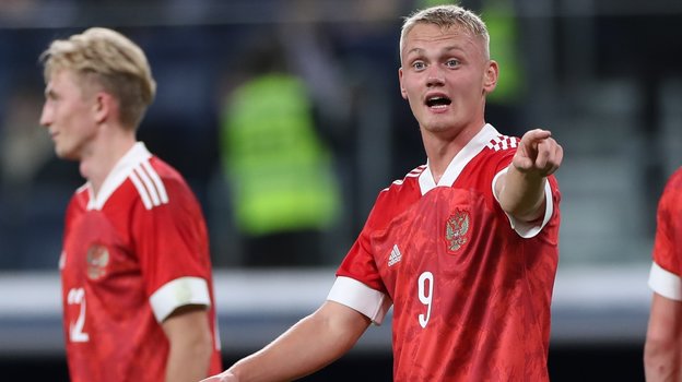 Константин Тюкавин.