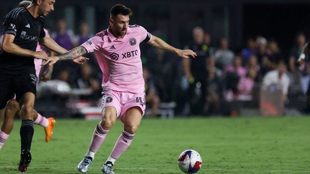 31 августа. Интер Майами — Нэшвилл. Лионель Месси в атаке.