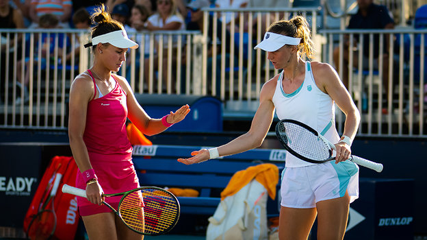 Вероника Кудерметова и Людмила Самсонова.