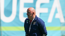 Усы профессионализма. Черчесову — 60!