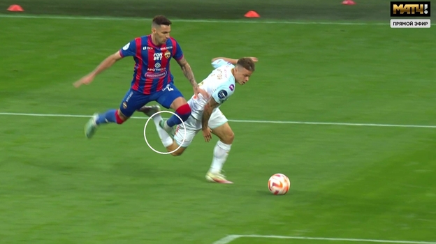 Эпизод с фолом Виллиана Роши на Круговом.