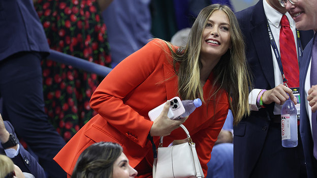 Мария Шарапова на трибуне US Open. Экс-теннисистка Мария Шарапова.