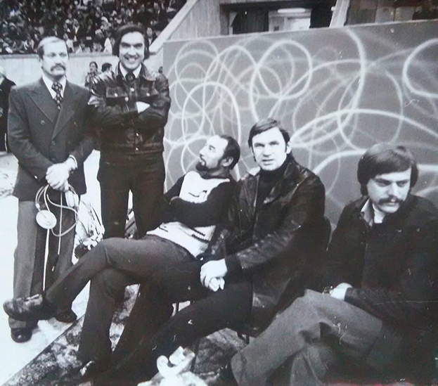 Борис Саксонов с операторами советского телевидения.