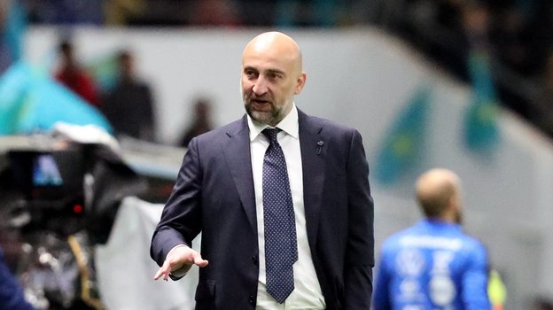 Главный тренер сборной Казахстана Магомед Адиев.