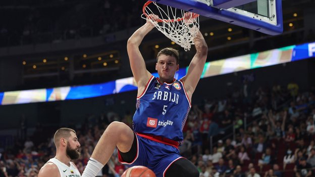 Никола Йович (сборная Сербии).