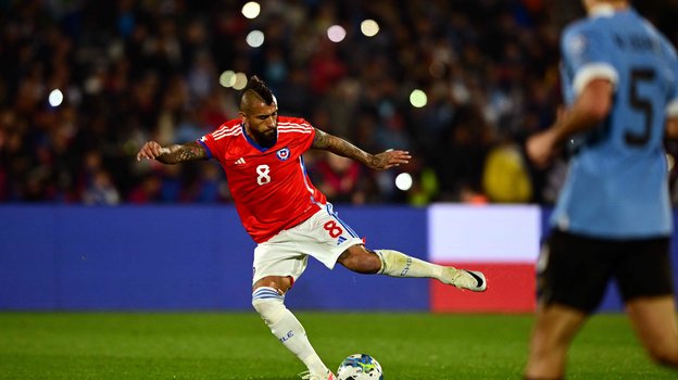 9 сентября. Уругвай — Чили. Артуро Видаль.