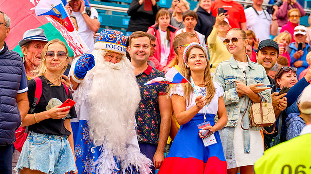 Болельщики на гонке преследования.