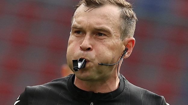 Футбольный судья Артем Любимов