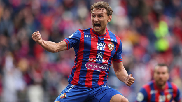 Федор Чалов празднует гол