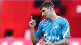 Футболист Зелимхан Бакаев