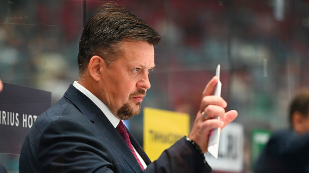 Дмитрий Кокорев. Главный тренер ХК «Сочи» Дмитрий Кокорев.