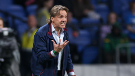 «Александрова бьют кулаком, у Гоцука — шишка! Если это «Спартак», то все можно?» Огненный Юран после разгрома в Кубке